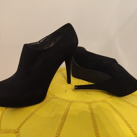 Stuart Weitzman Suede Platform Ankle Booties - Picture 2 of 7